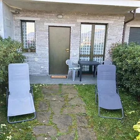 アパート Helios 42 *